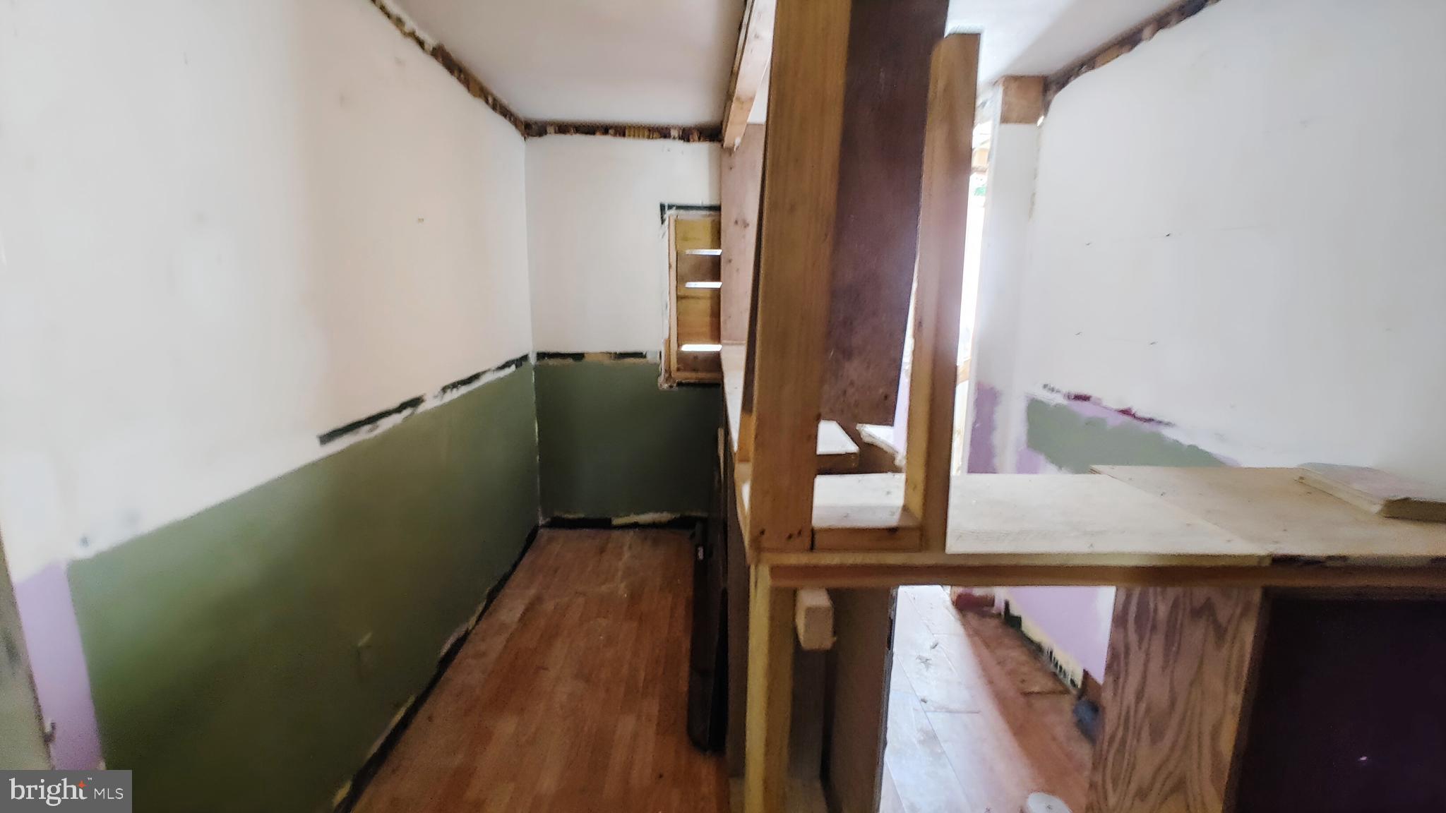 6410 Woodley Road Clinton, MD 20735 - Photo 13 of 15 Interior