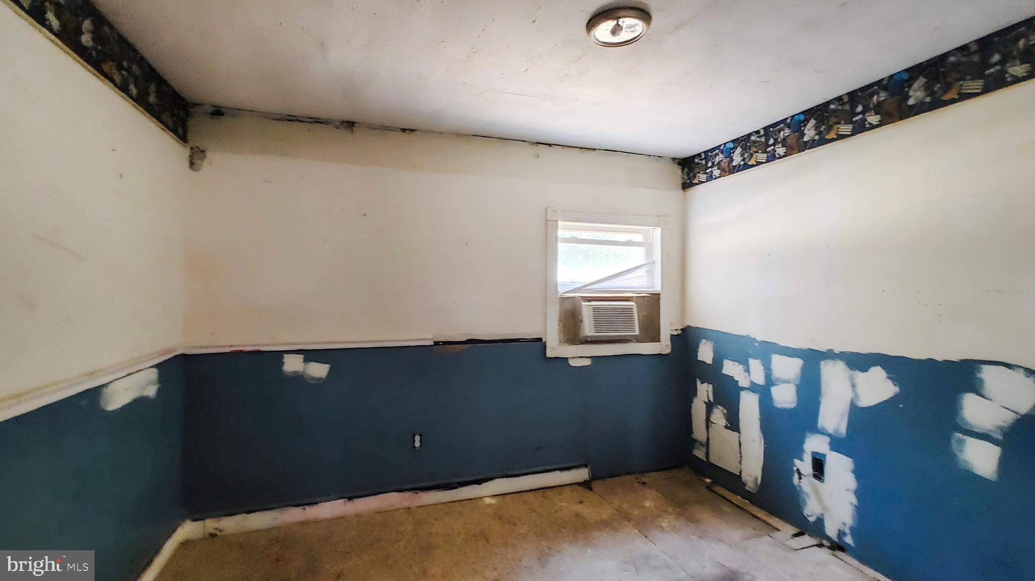 6410 Woodley Road Clinton, MD 20735 - Photo 10 of 15 Bedroom