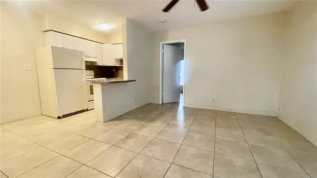 $1,400 | 505 Northeast 4th Avenue, Unit 1, Fort Lauderdale, FL 33301