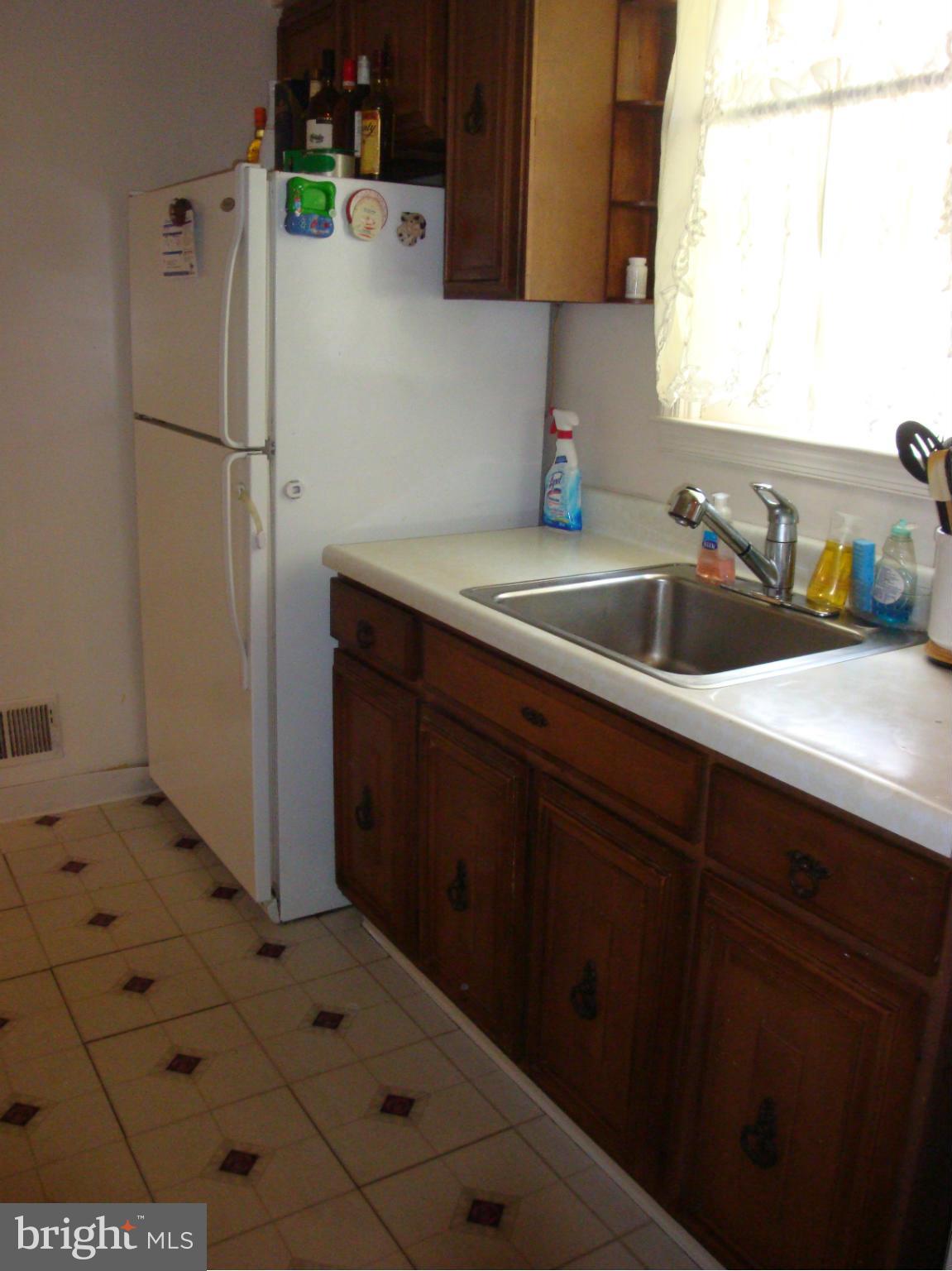 1822 Wendover Road Baltimore, MD 21234 - Photo 8 of 30 Kitchen