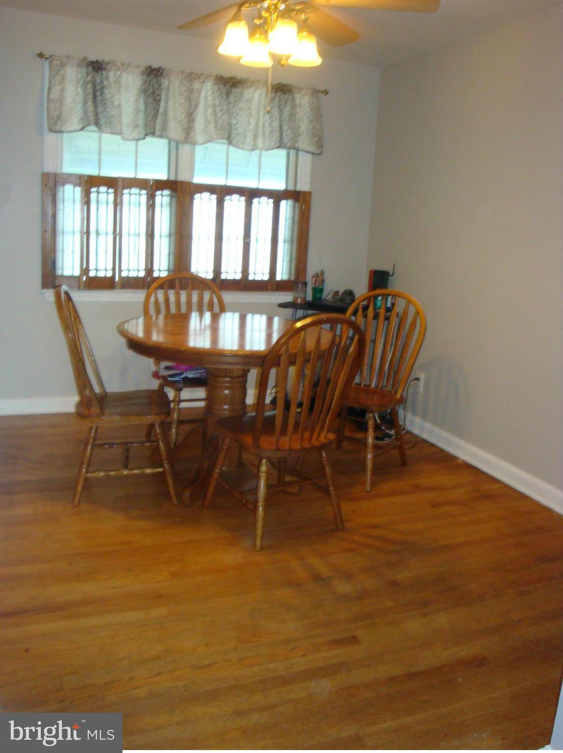 1822 Wendover Road Baltimore, MD 21234 - Photo 10 of 30 Dining Room