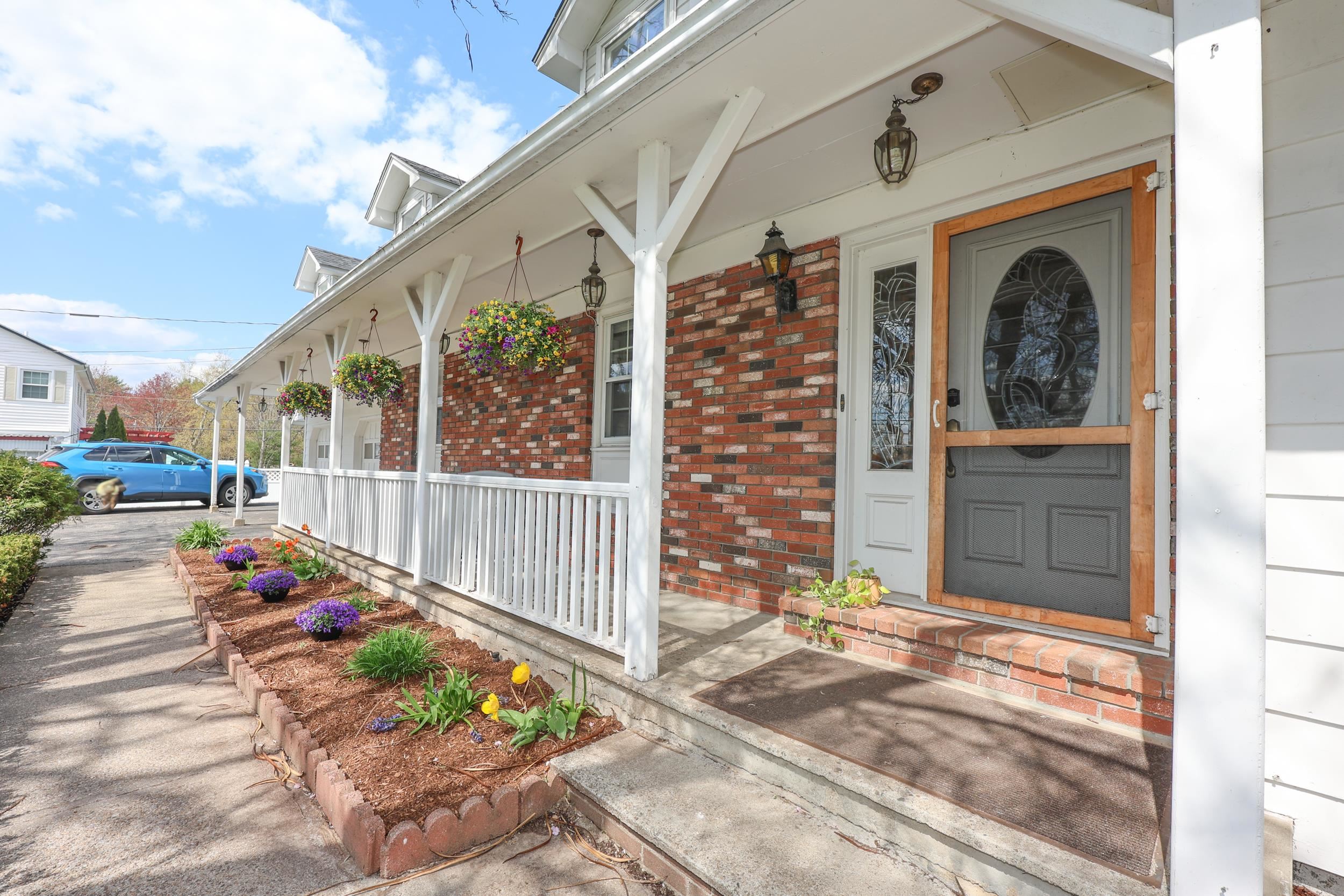815 Goffstown Road Manchester, NH 03102 - Photo 4 of 56 Gallery Image 4