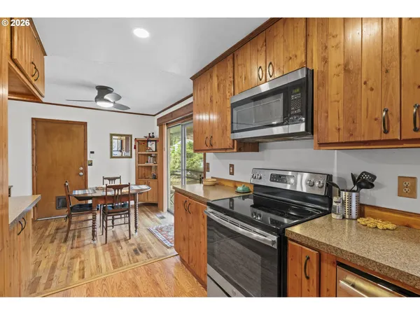 $369,000 | 2855 Southeast 153rd Avenue, Portland, OR 97236