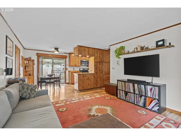 $369,000 | 2855 Southeast 153rd Avenue, Portland, OR 97236