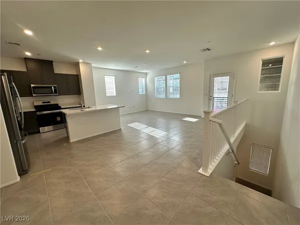 $1,999 | 891 Apatite Place, Henderson, NV 89011