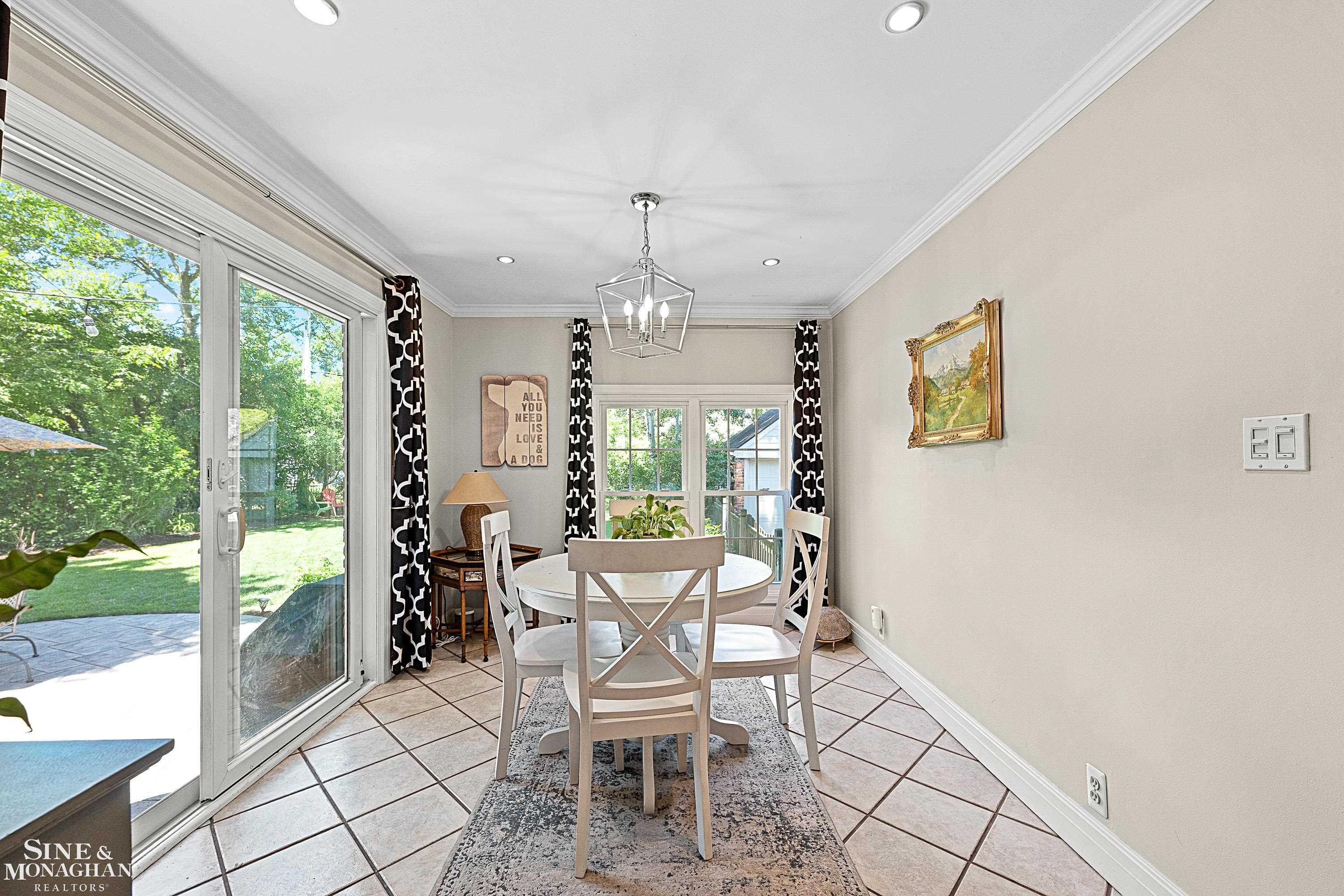 100 Roslyn Road Grosse Pointe Woods, MI 48236 - Photo 20 of 55