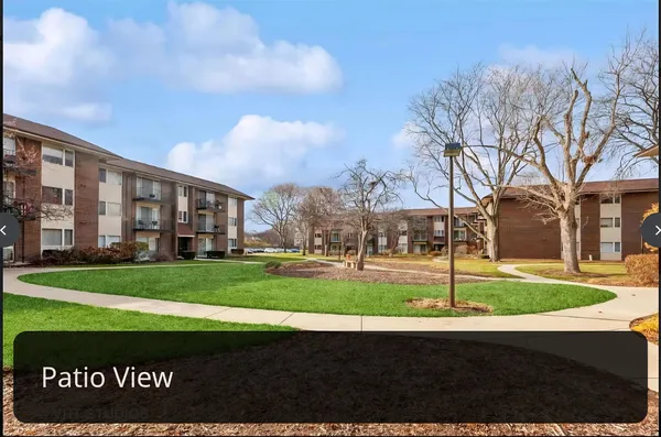 $1,649 | 5S066 Pebblewood Lane, Unit B9, Naperville, IL 60563