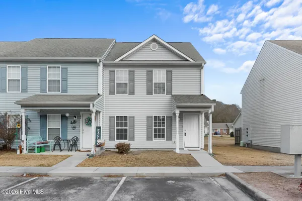 $1,200 | 108 Pete Jones Drive, Unit 6, Richlands, NC 28574
