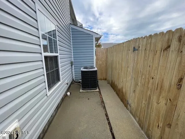 $1,200 | 108 Pete Jones Drive, Unit 6, Richlands, NC 28574