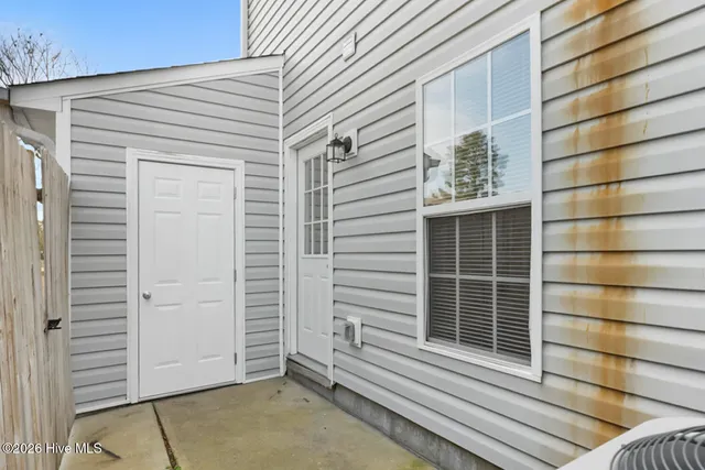 $1,200 | 108 Pete Jones Drive, Unit 6, Richlands, NC 28574