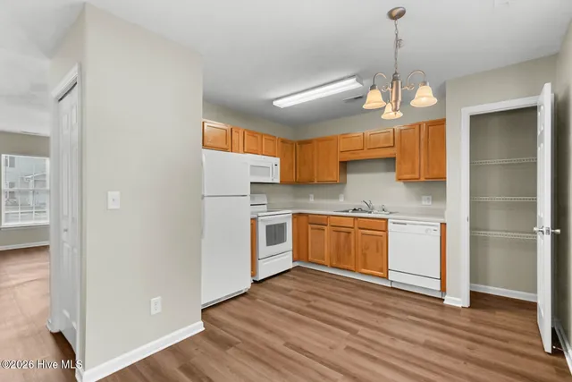 $1,200 | 108 Pete Jones Drive, Unit 6, Richlands, NC 28574