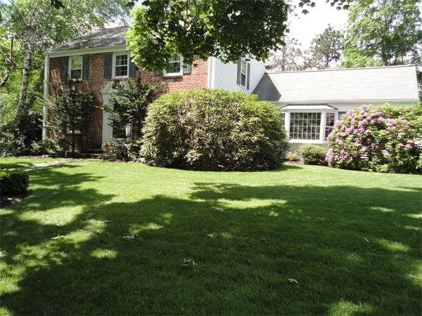 15 Kinnicutt Road Worcester, MA 01602 - Photo 1 of 30 Gallery Image 1