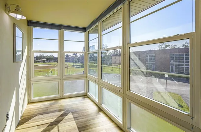 $1,500 | 11 Vista Palm Lane, Unit 203, Vero Beach, FL 32962