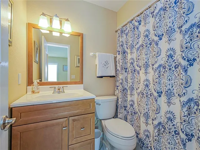 $1,500 | 11 Vista Palm Lane, Unit 203, Vero Beach, FL 32962