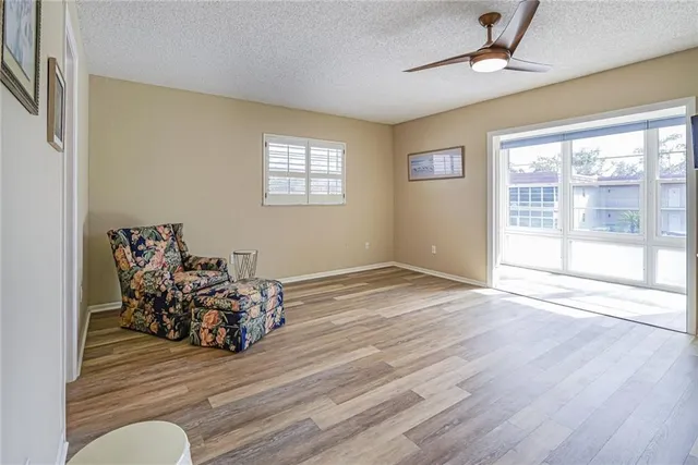 $1,500 | 11 Vista Palm Lane, Unit 203, Vero Beach, FL 32962