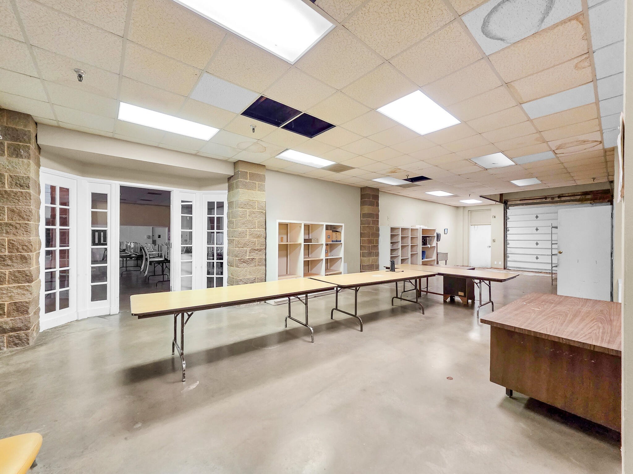 4073 Fm 3318 Road Brookshire, TX 77423 - Photo 15 of 50 a large hall with windows and couch