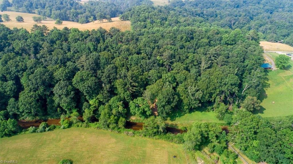 900 Vass Mill Road Laurel Fork, VA 24352 - Photo 6 of 35 Gallery Image 6
