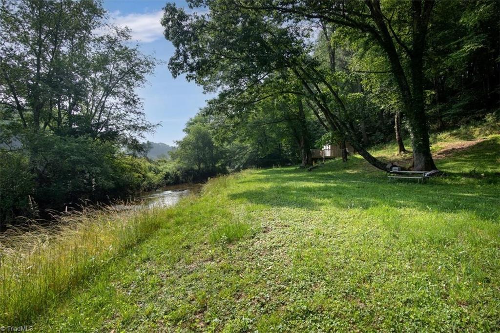 900 Vass Mill Road Laurel Fork, VA 24352 - Photo 7 of 35 Gallery Image 7