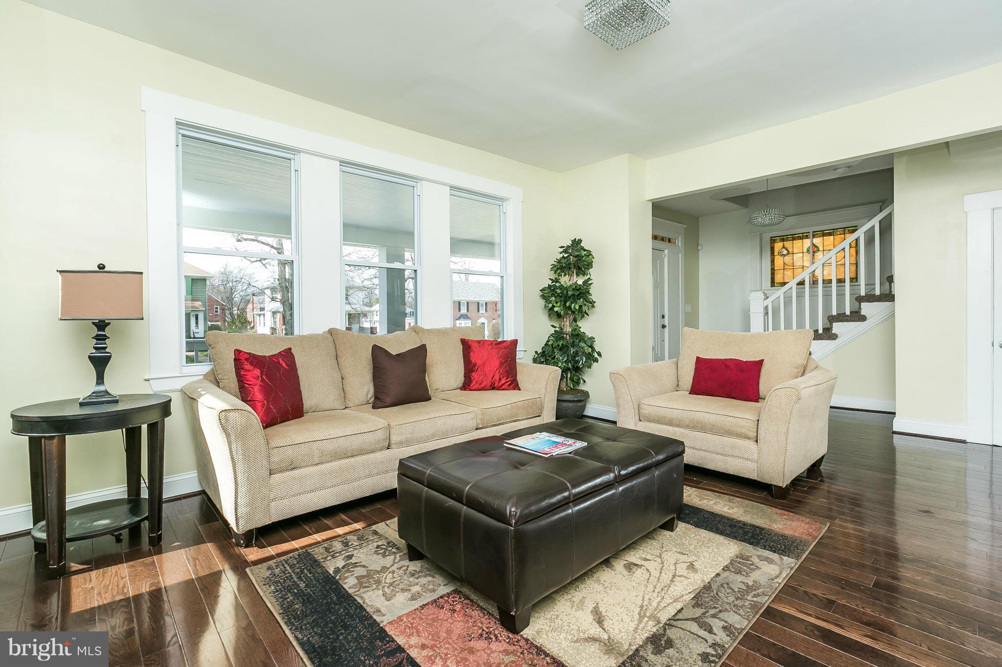 3815 Copley Road Baltimore, MD 21215 - Photo 6 of 27 Living Room