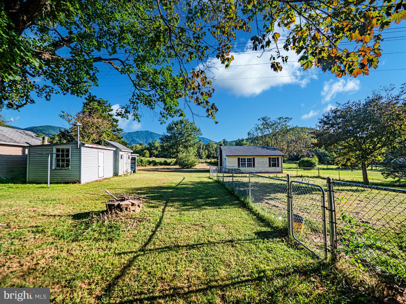2468 Dry Run Road Luray, VA 22835 - Photo 4 of 48 Gallery Image 4