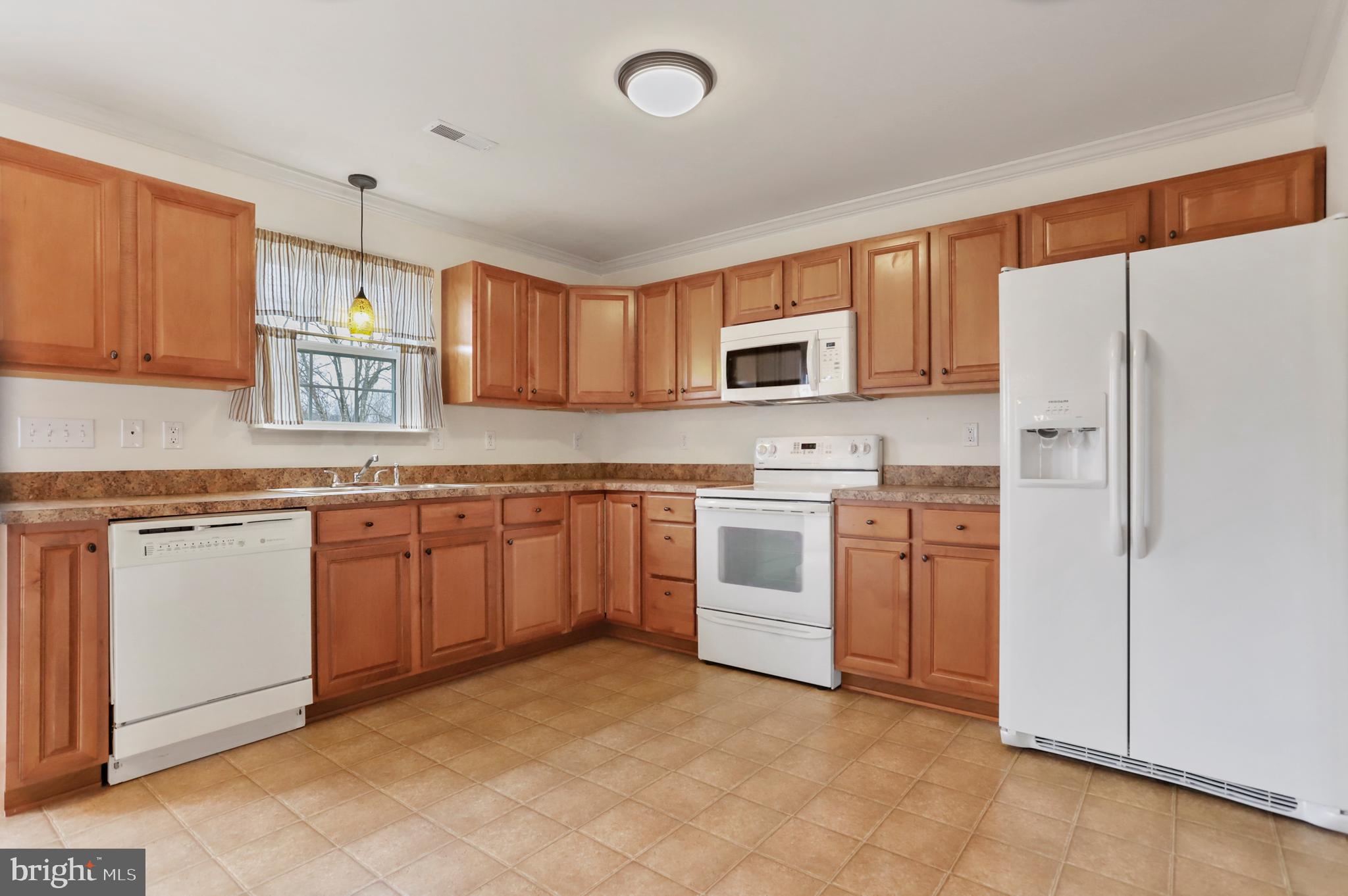 25316 Military Road Cascade, MD 21719 - Photo 9 of 33