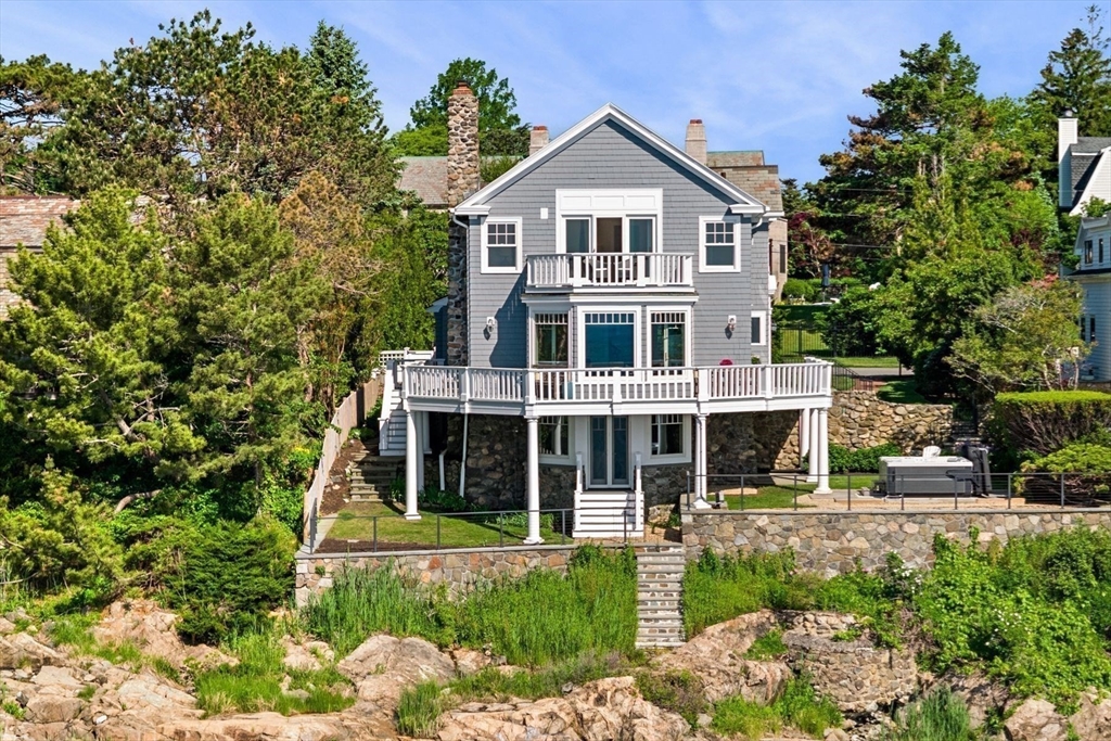 16 Coolidge Road Marblehead, MA 01945 - Photo 37 of 41