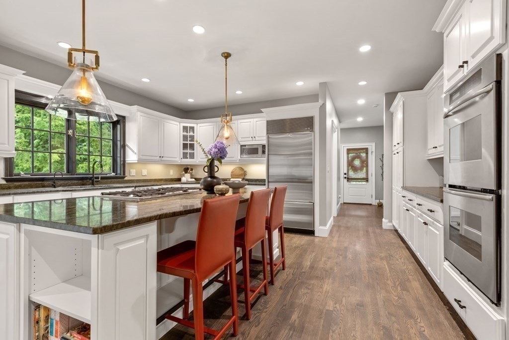 66 Beard Way Needham, MA 02492 - Photo 17 of 41