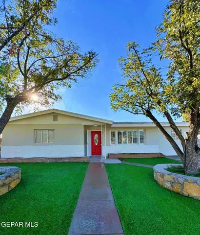 $335,000 | 1515 Dennis Circle, El Paso, TX 79925
