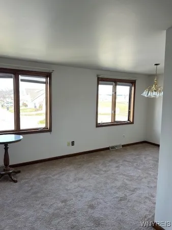 $1,200 | 97 Countrygate Lane, Tonawanda, NY 14150