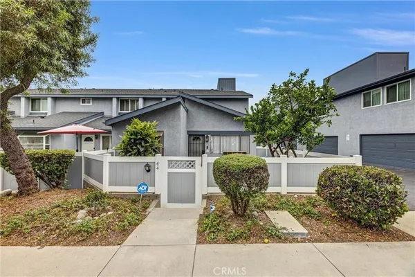 $645,900 | 900 West Sierra Madre, Unit 44, Azusa, CA 91702