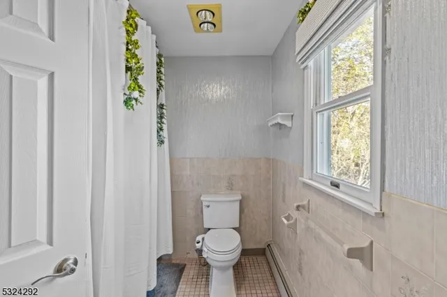 $850,000 | 15 Parkhurst Place, Verona, NJ 07044