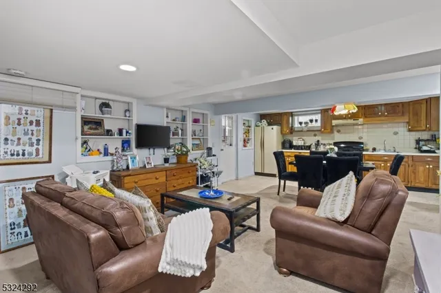 $850,000 | 15 Parkhurst Place, Verona, NJ 07044