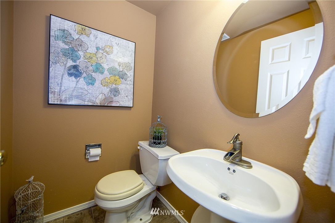 16267 119th Place Northeast Bothell, WA 98011 - Photo 8 of 17