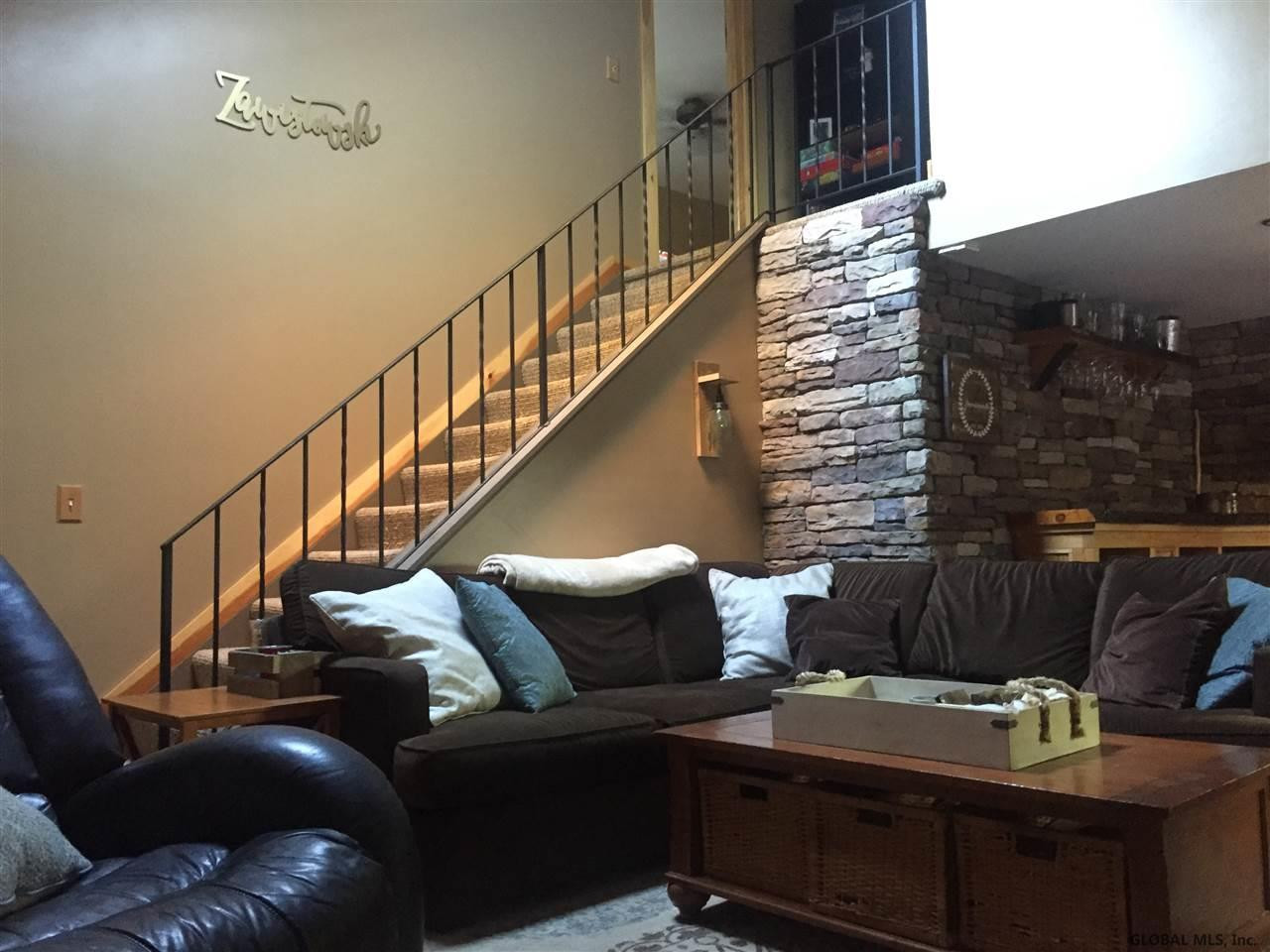 261 Thimbleberry Road Malta, NY 12020 - Photo 7 of 21 Photo 7