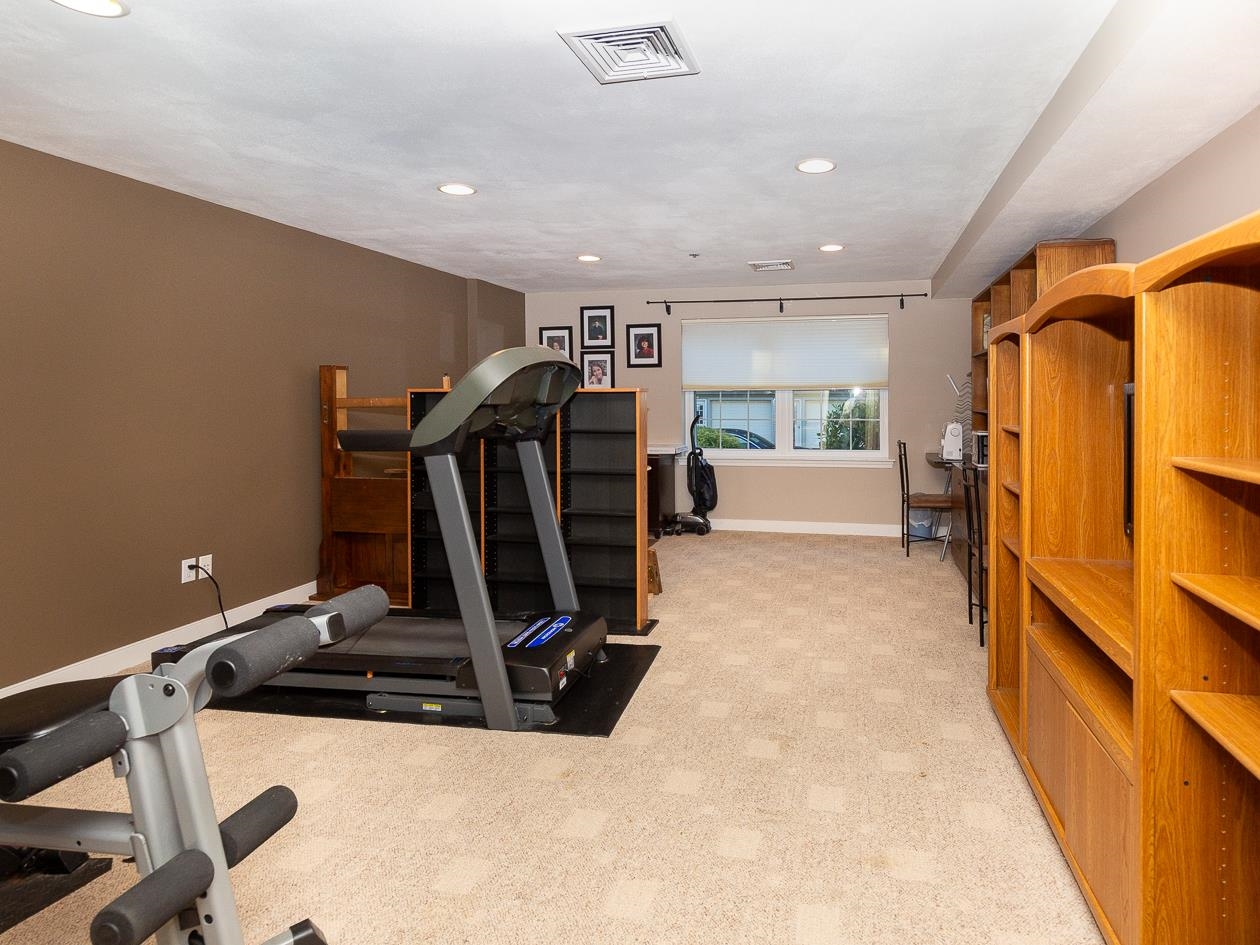 15 Marilyn Drive, Unit 15 Atkinson, NH 03811 - Photo 24 of 36