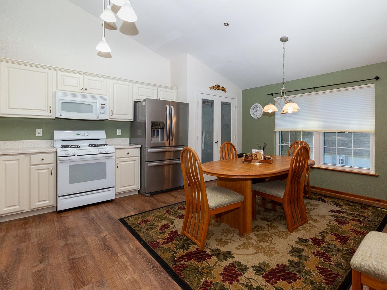 15 Marilyn Drive, Unit 15 Atkinson, NH 03811 - Photo 8 of 36