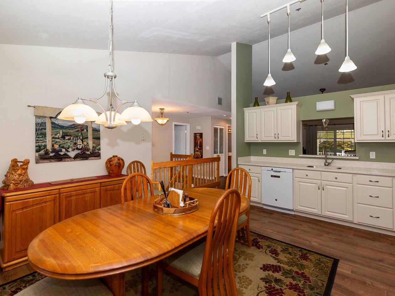 15 Marilyn Drive, Unit 15 Atkinson, NH 03811 - Photo 10 of 36