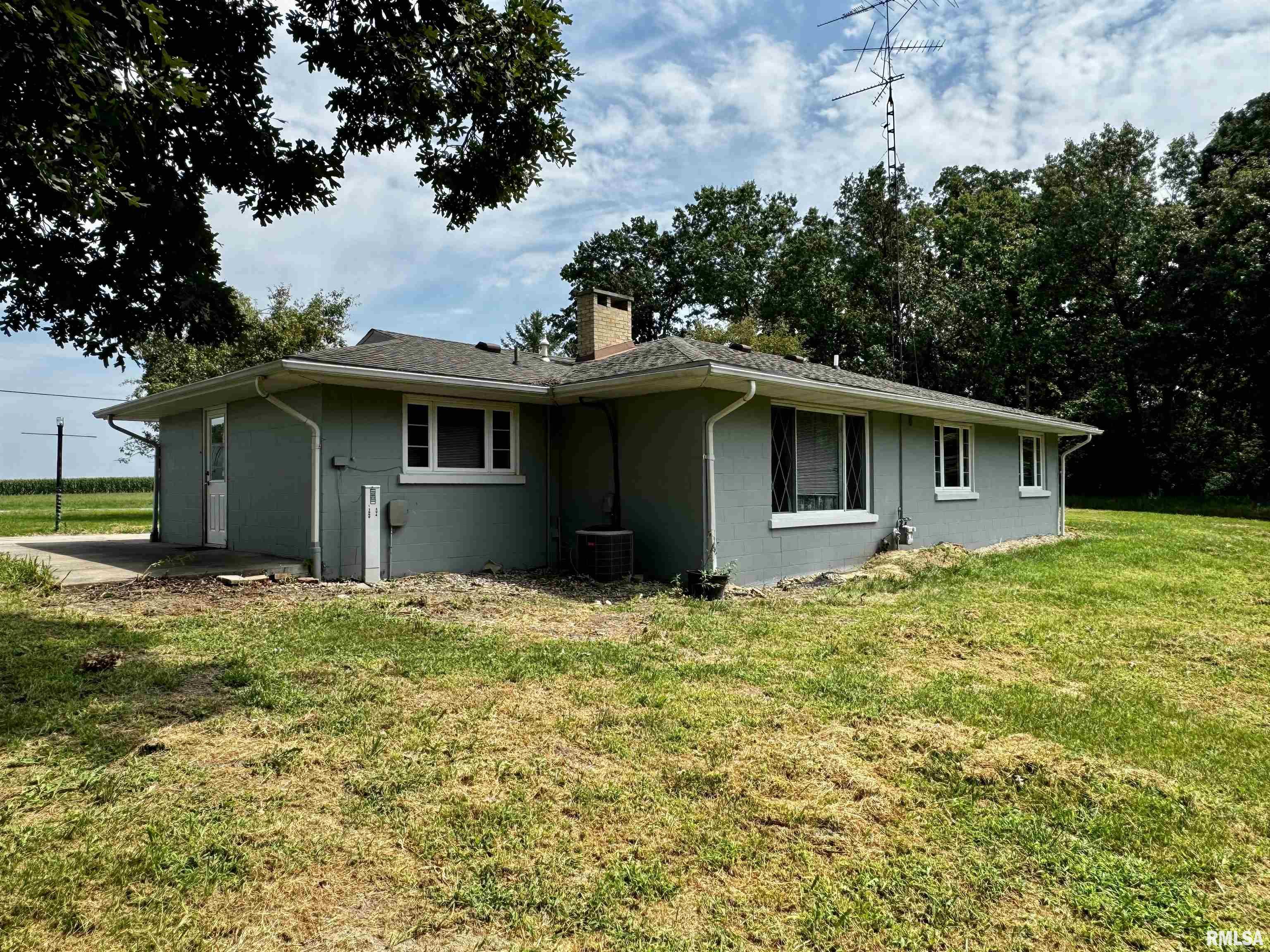 1600 Cherokee Road Macomb, IL 61455 - Photo 22 of 26