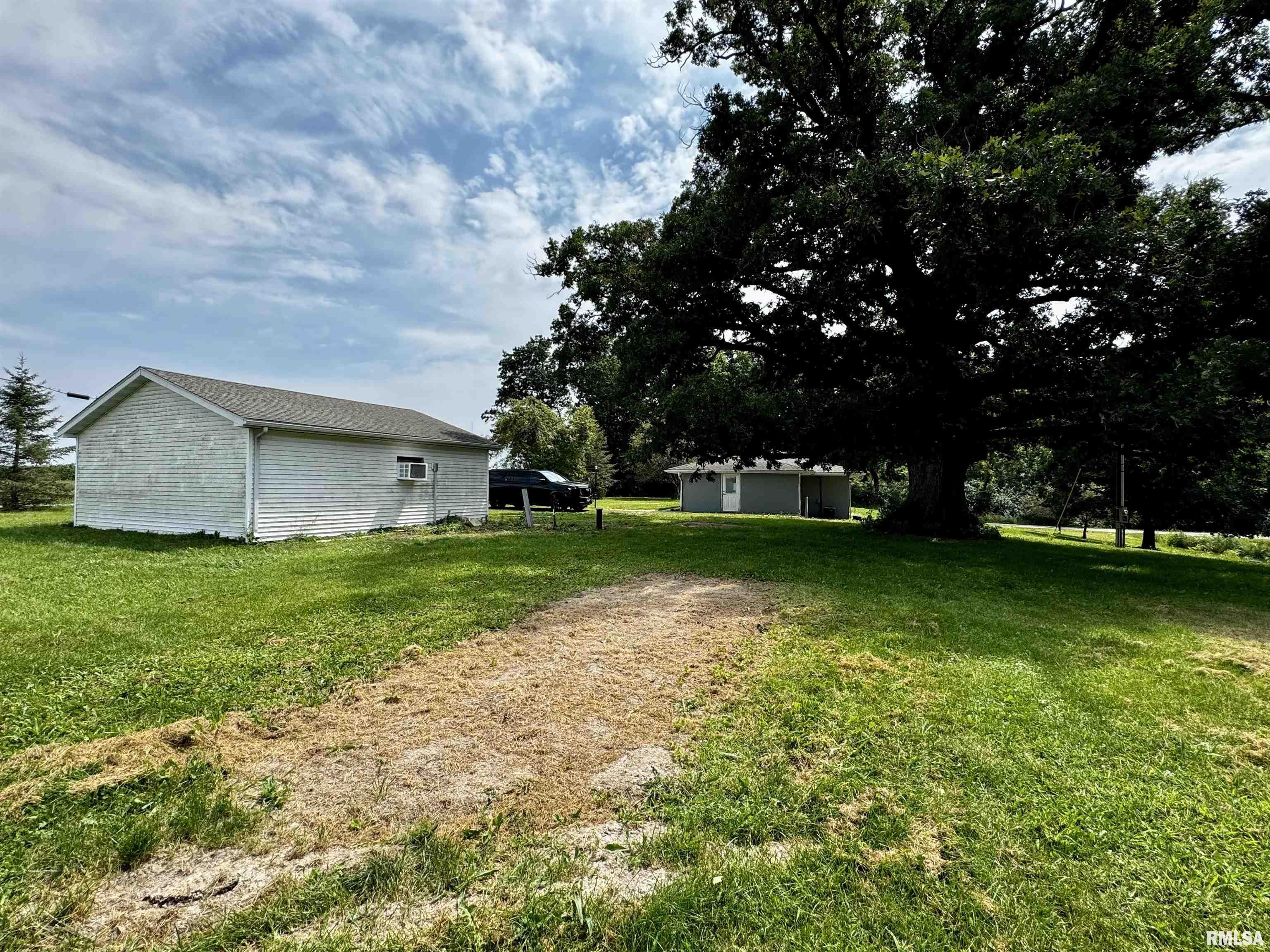 1600 Cherokee Road Macomb, IL 61455 - Photo 24 of 26