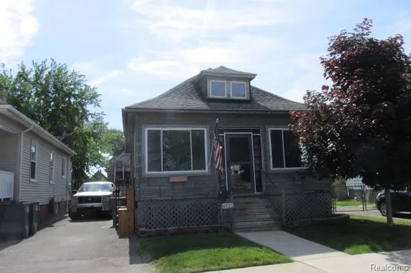 $1,095 | 4435 High Street, Ecorse, MI 48229