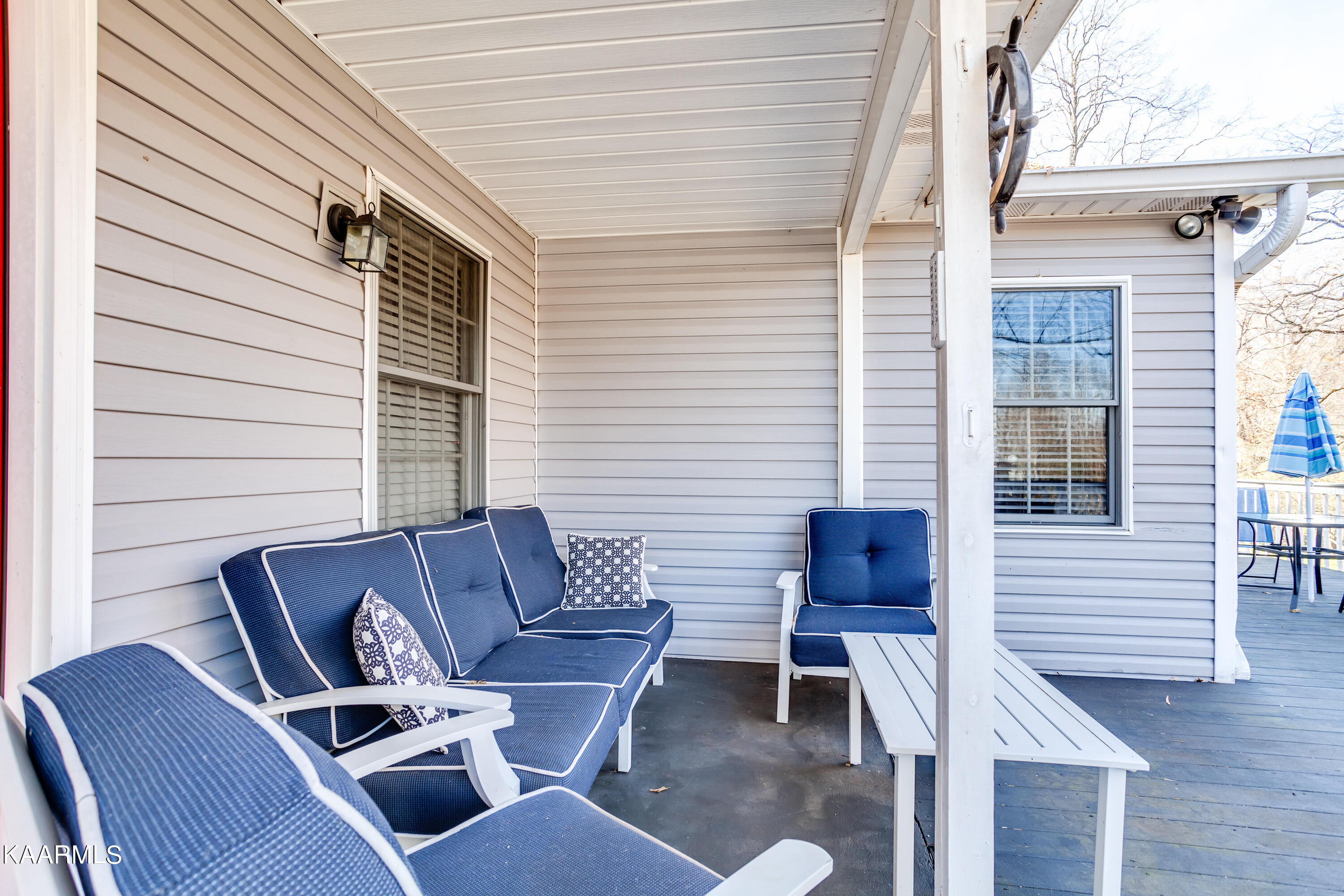 384-386 Robertsville Road Oak Ridge, TN 37830 - Photo 13 of 17 032211202-3-384RobertsvilleRdOakRidgeTN-
