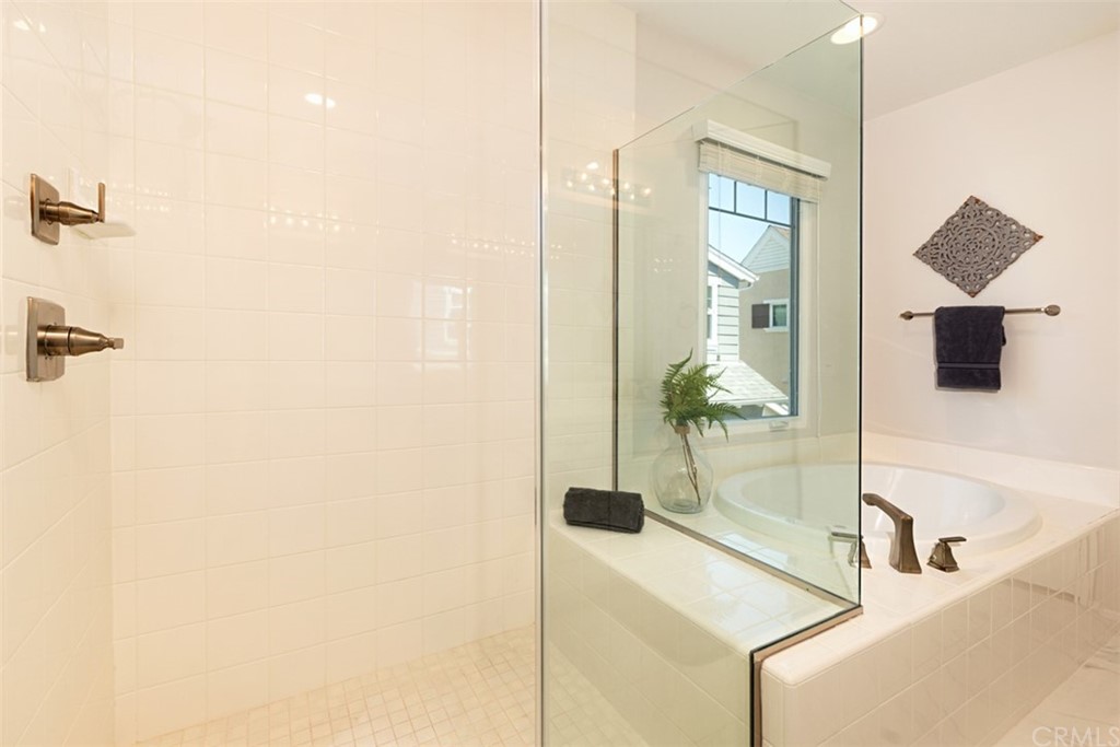 132 Mongoose Irvine, CA 92618 - Photo 25 of 60