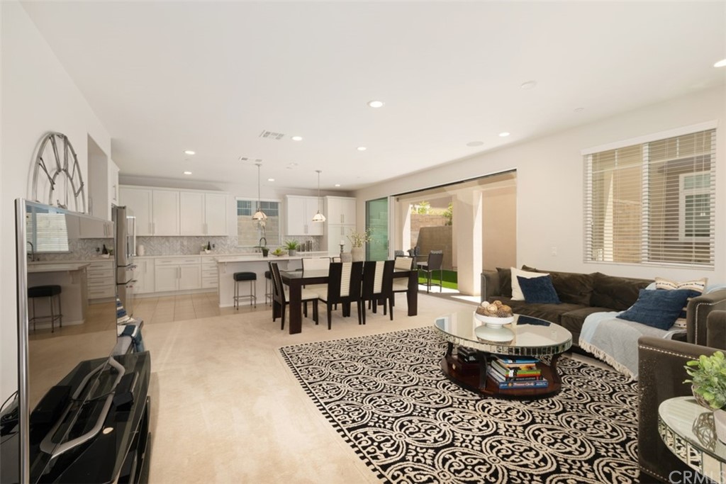 132 Mongoose Irvine, CA 92618 - Photo 5 of 60