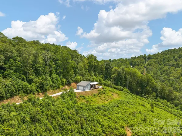 $575,000 | 511 Emerald Mine Road, Spruce Pine, NC 28777
