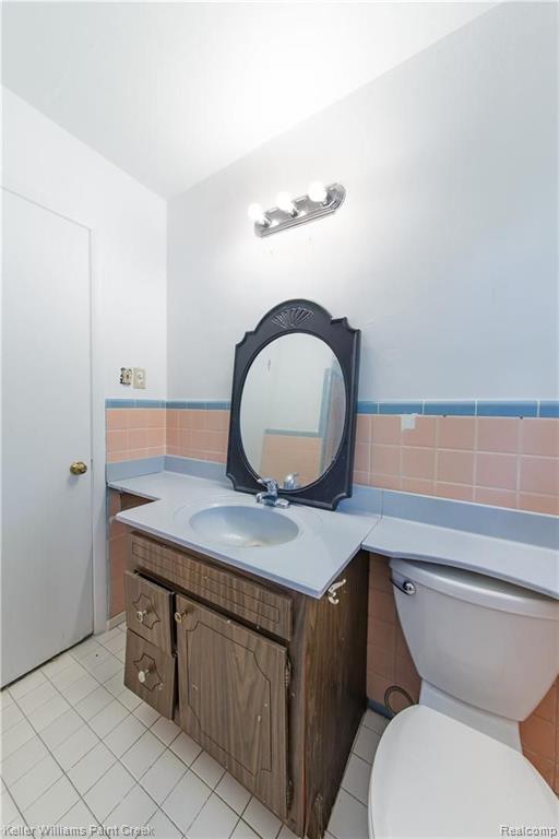 24844 Ridgecroft Avenue Eastpointe, MI 48021 - Photo 22 of 37