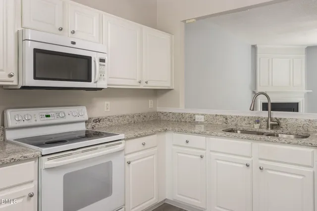 $1,895 | 113 Sterling Oaks Court, Morrisville, NC 27560