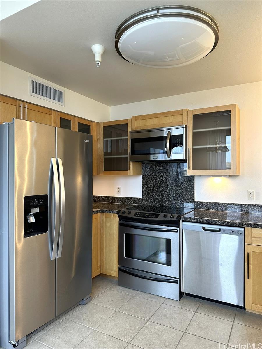 600 Queen Street, Unit 711 Honolulu, HI 96813 - Photo 3 of 18