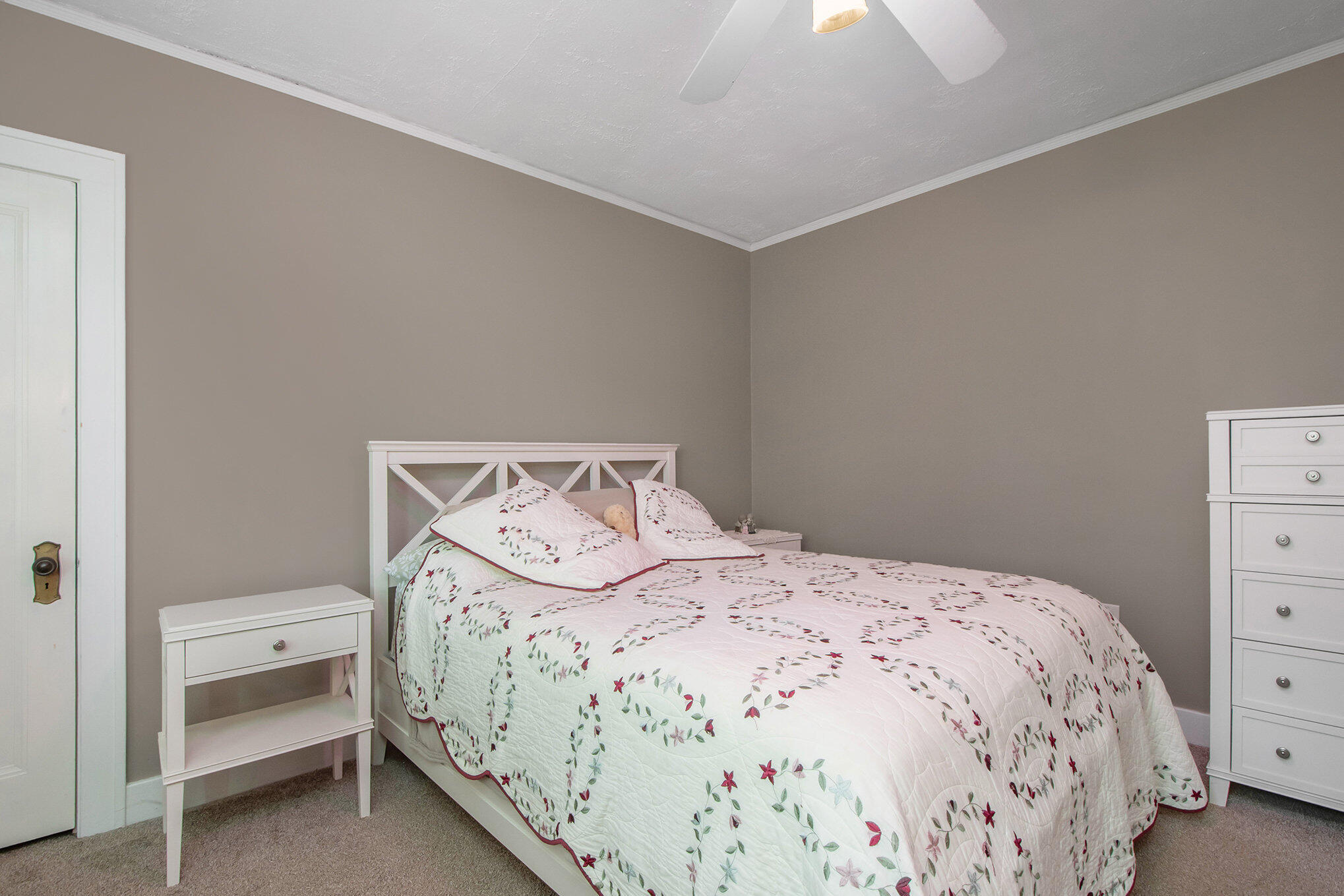 5575 Cascade Road Southeast Grand Rapids, MI 49546 - Photo 20 of 47 018_dsc_2198_365