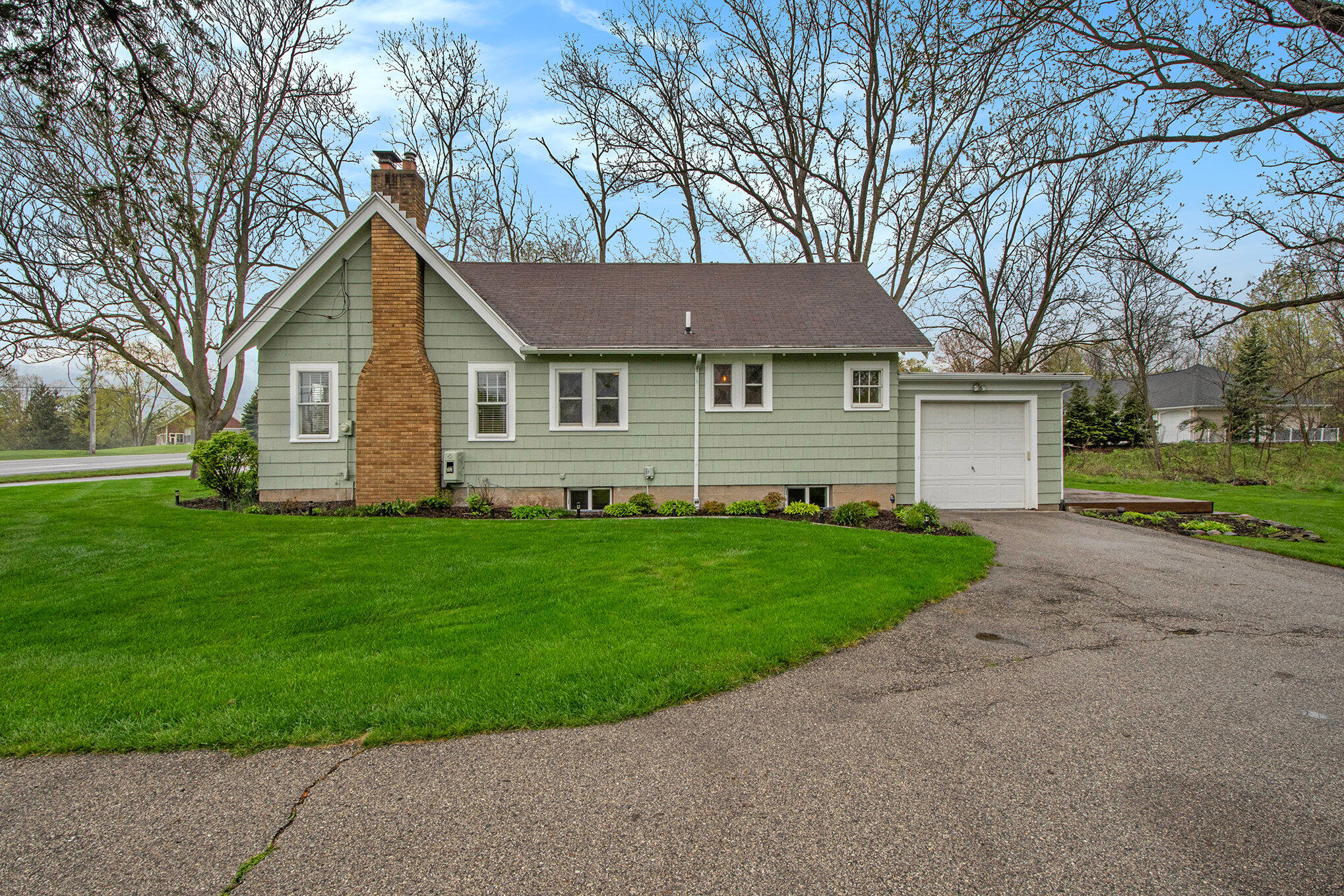5575 Cascade Road Southeast Grand Rapids, MI 49546 - Photo 33 of 47 029_dsc_2266_659