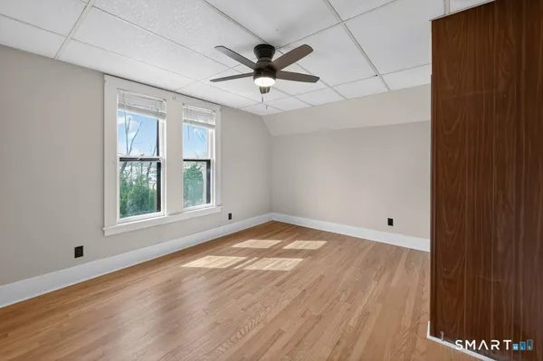 $2,500 | 164 West Main Street, Southington, CT 06479